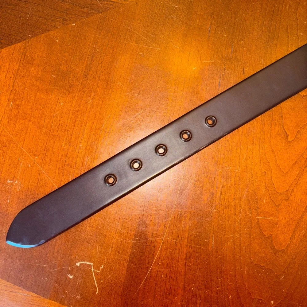 Guess Belt‎ | Mens Brown Leather | Silver Tone Buckle | Casual Fashion Accessory